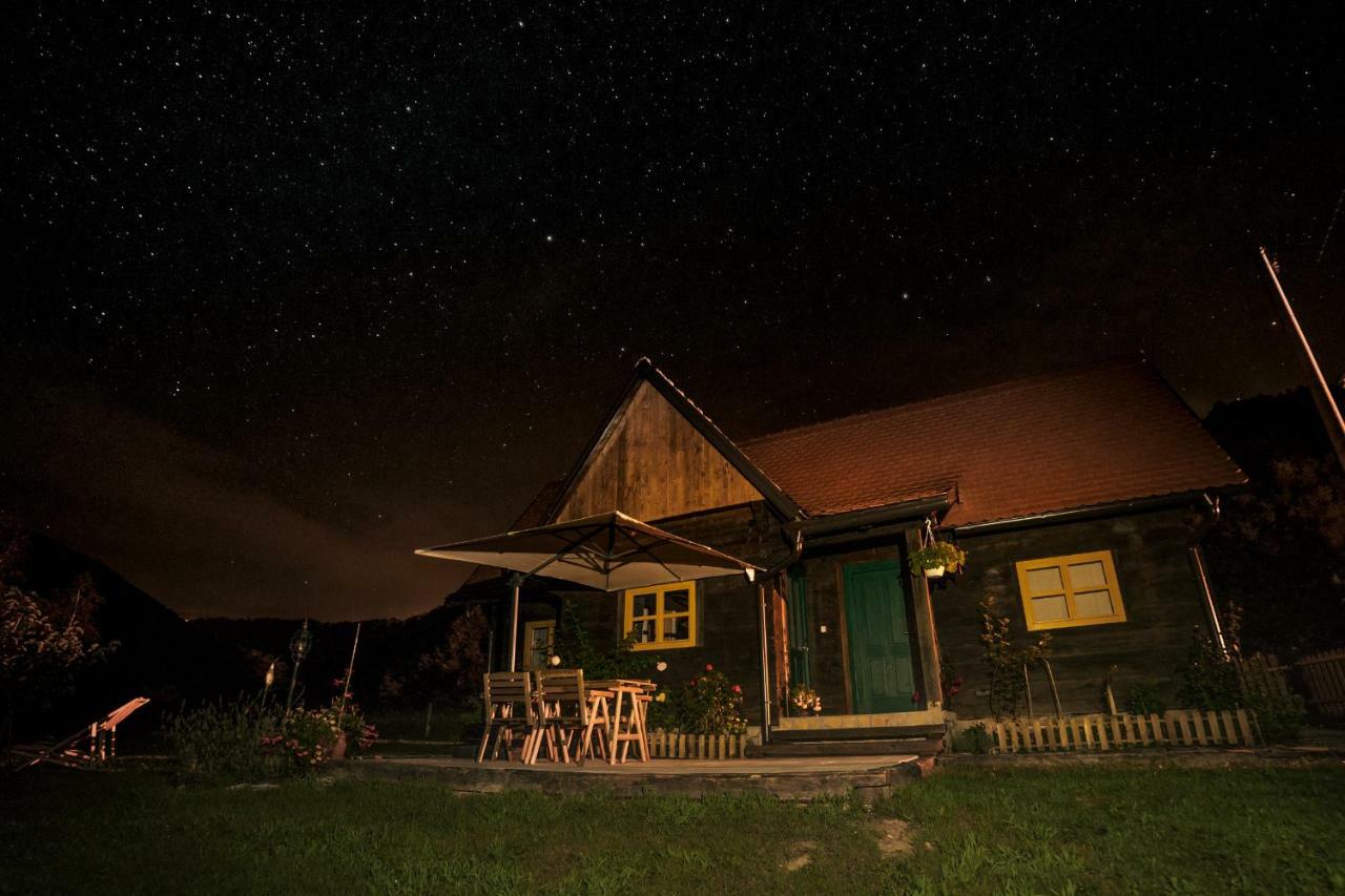 Plitvice Chalet Villa Korana Exterior photo